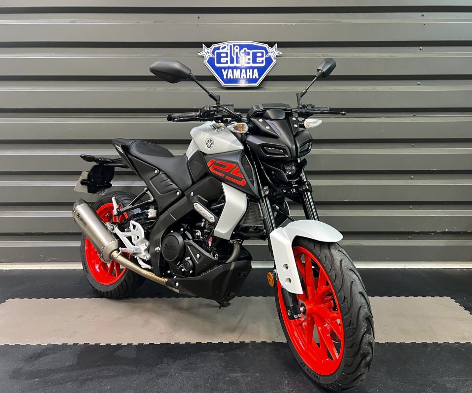 YAMAHA MT-125 4
