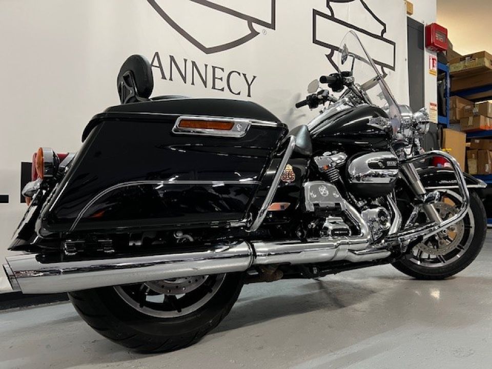 HARLEY-DAVIDSON TOURING ROAD KING 1745 4