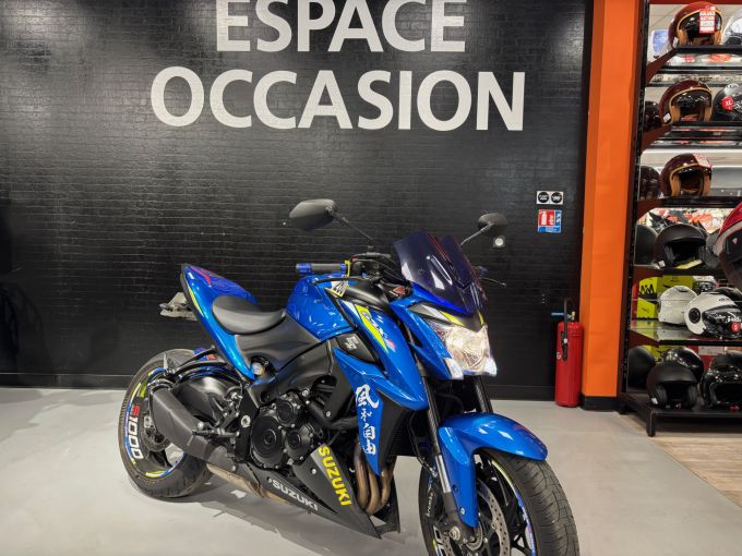 SUZUKI GSX-S 1000 4