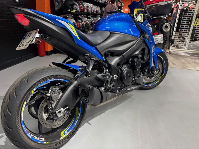 SUZUKI GSX-S 1000 4