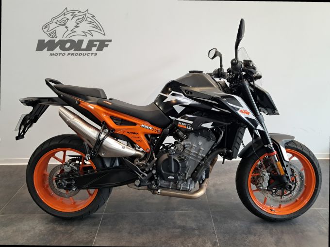 KTM 890 DUKE GP 4