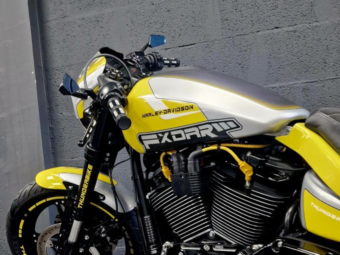 HARLEY-DAVIDSON SOFTAIL FXDR 1868 4