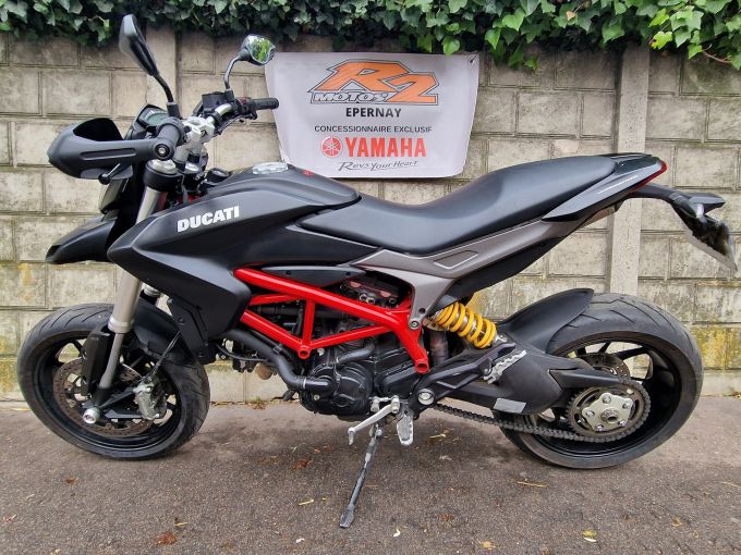 DUCATI HYPERMOTARD 4