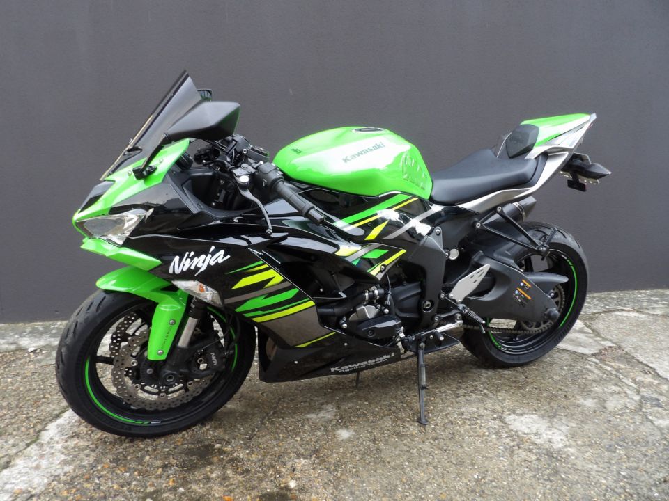 KAWASAKI Ninja ZX6R 636 4
