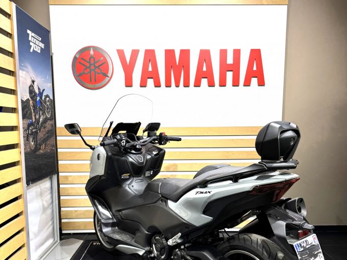 YAMAHA XP T-MAX 560 TECH MAX 4
