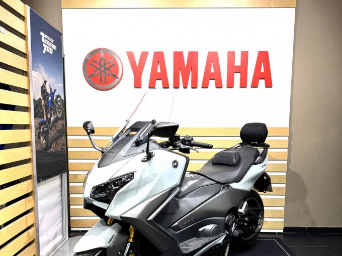 YAMAHA XP T-MAX 560 TECH MAX 4