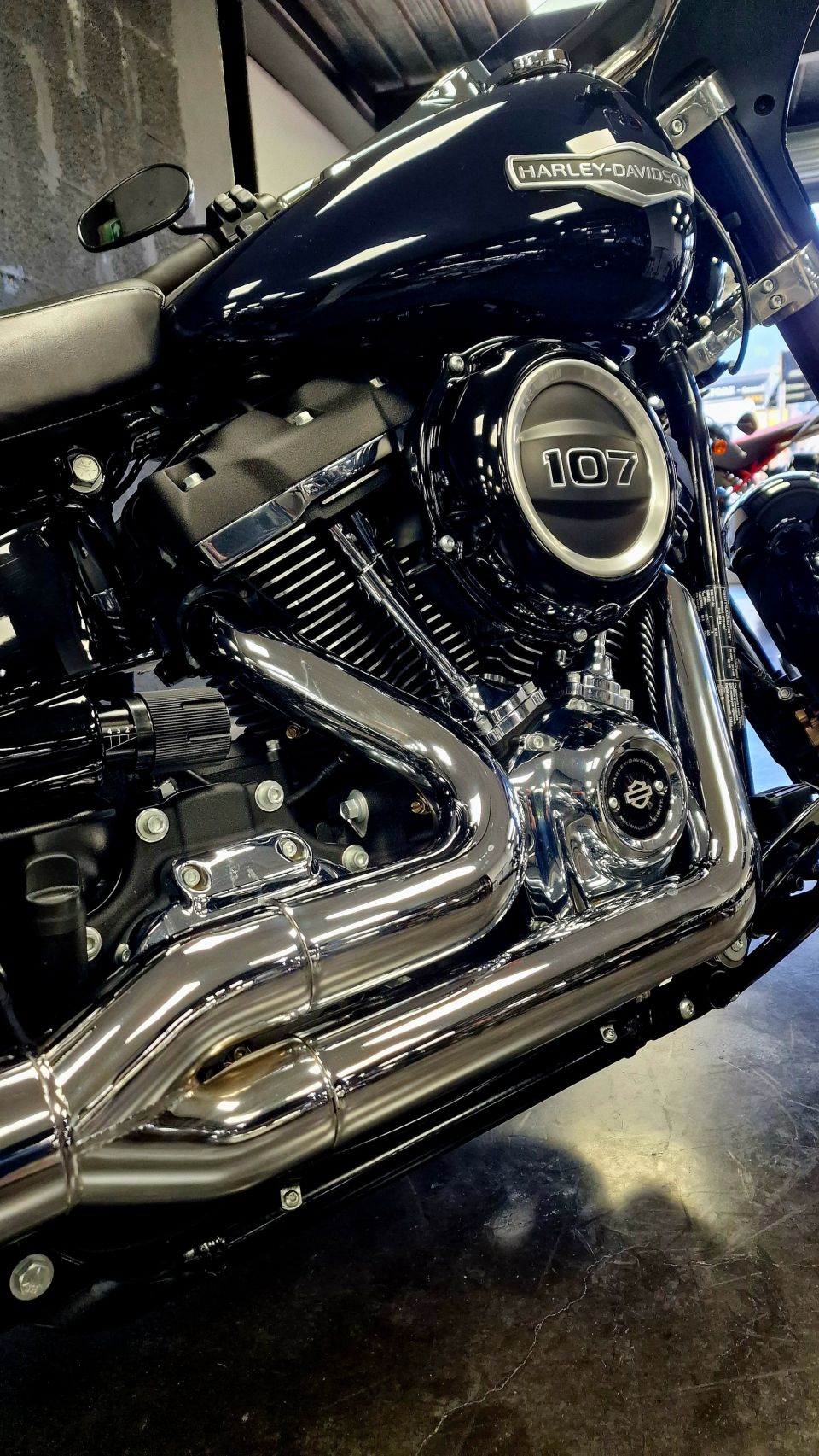 HARLEY-DAVIDSON SOFTAIL SPORT GLIDE 1745 4