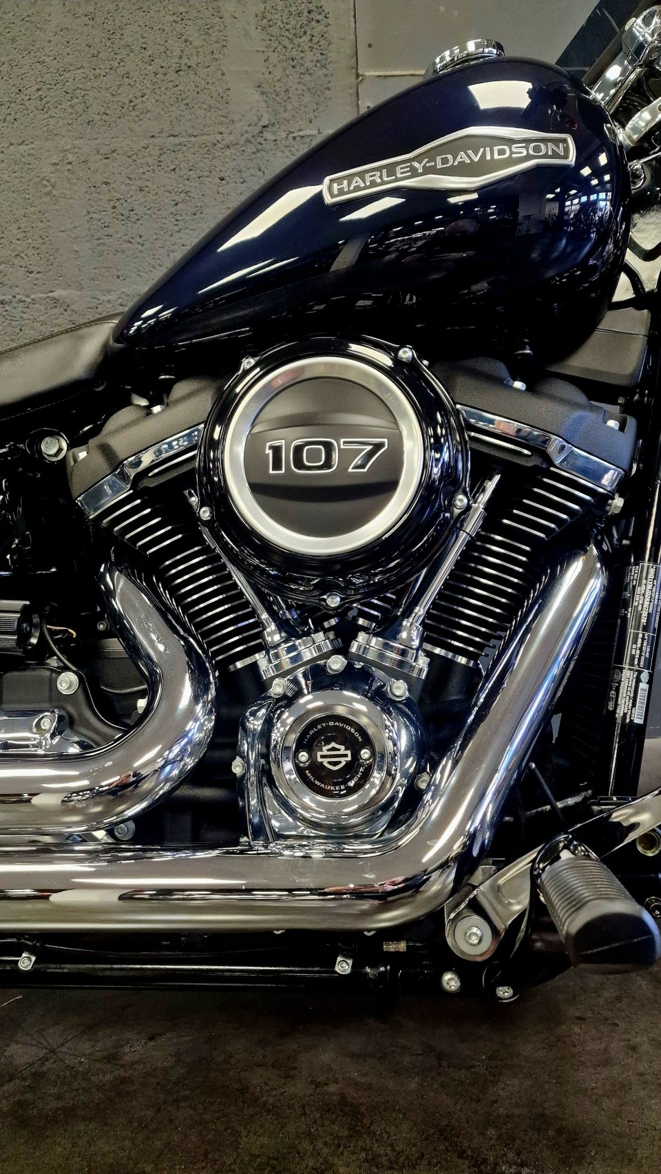 HARLEY-DAVIDSON SOFTAIL SPORT GLIDE 1745 4