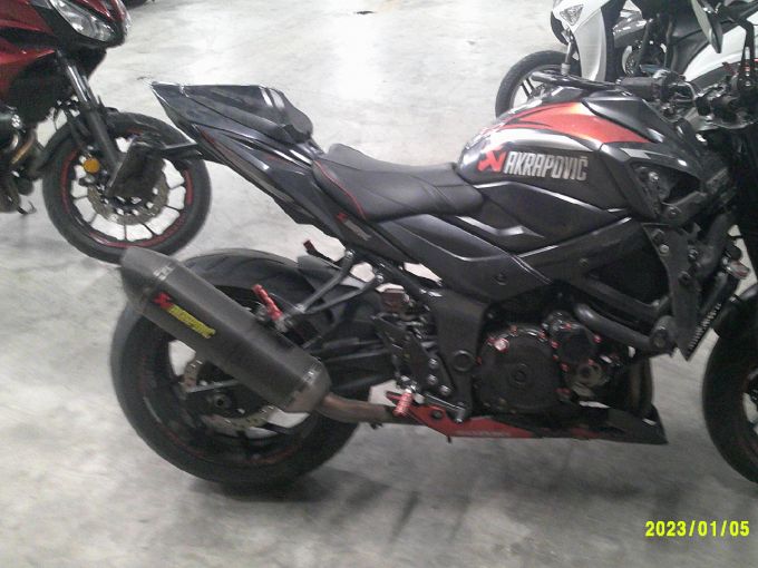 SUZUKI GSX-S 750 4