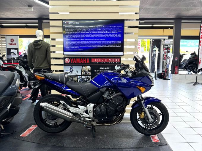 HONDA CBF 600 S 4