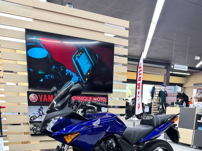 HONDA CBF 600 S 4