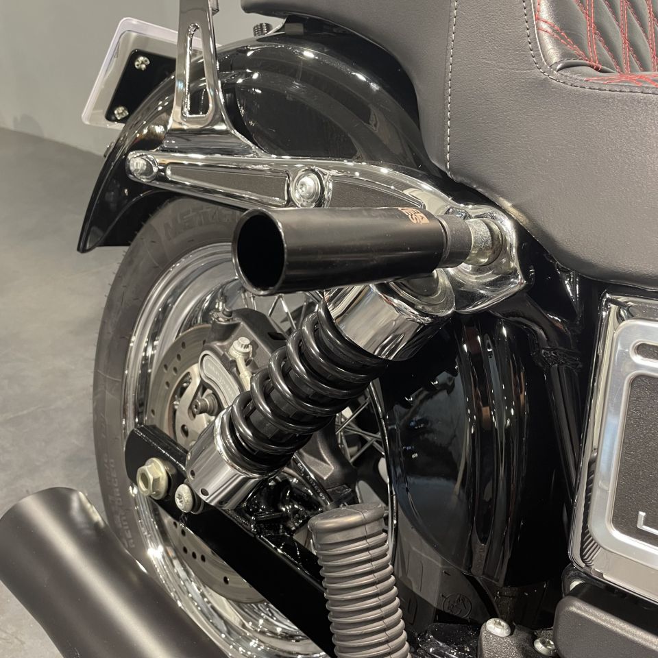 HARLEY-DAVIDSON DYNA LOW RIDER 1690 4