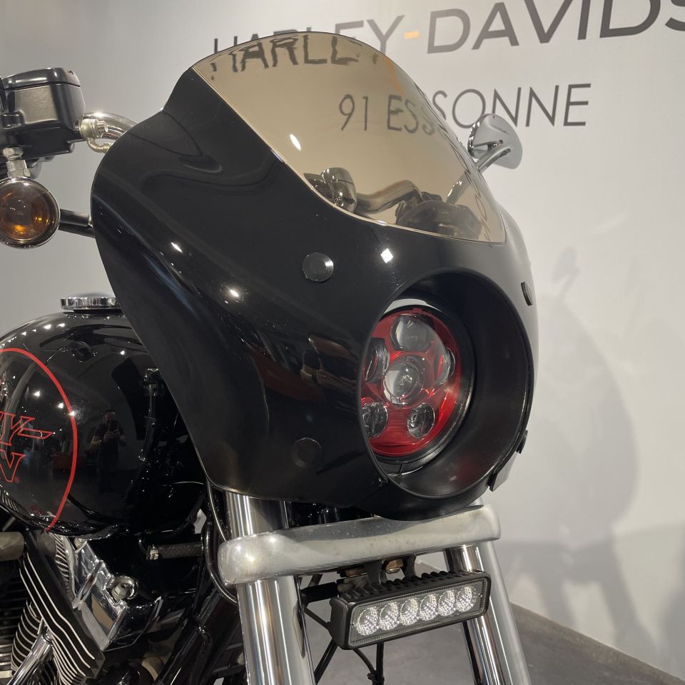 HARLEY-DAVIDSON DYNA LOW RIDER 1690 4