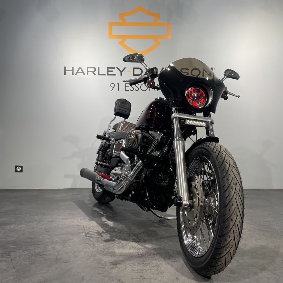 HARLEY-DAVIDSON DYNA LOW RIDER 1690 4