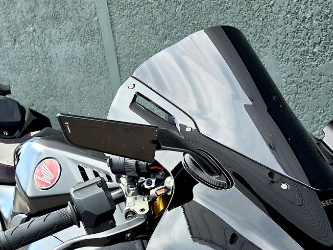 HONDA CBR1000 RRR SP 4