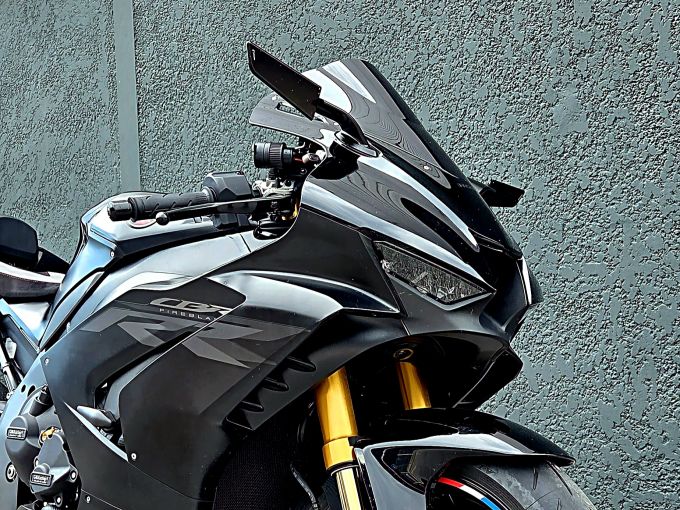 HONDA CBR1000 RRR SP 4
