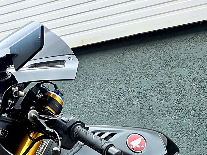 HONDA CBR1000 RRR SP 4