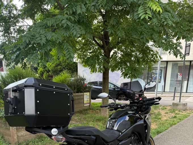 YAMAHA TRACER 7 35KW 4