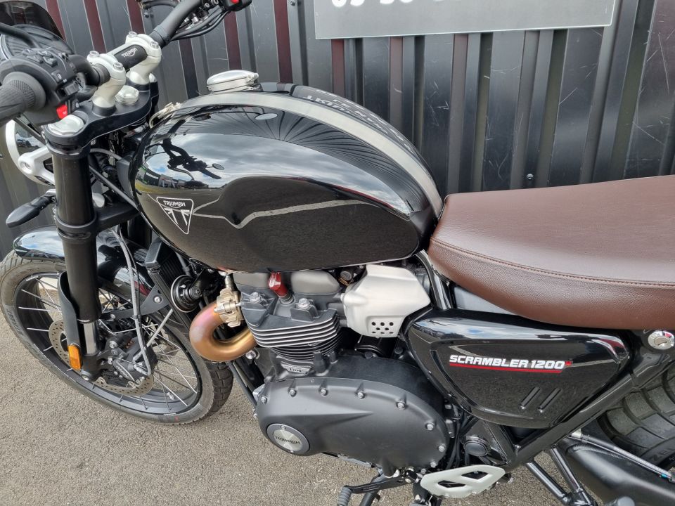 TRIUMPH SCRAMBLER 1200 4