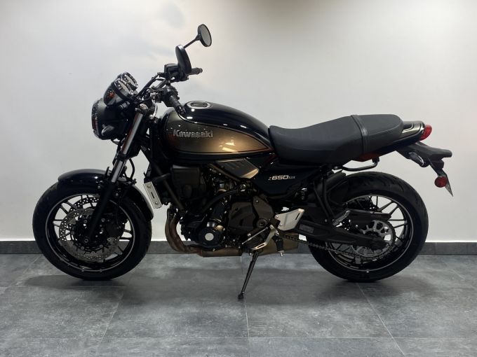 KAWASAKI Z650 RS 4