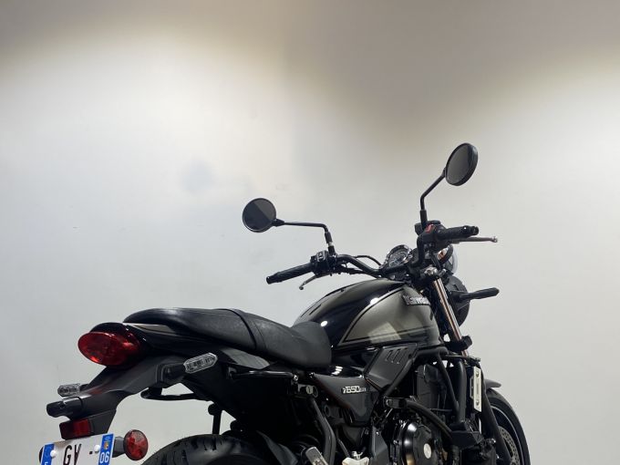 KAWASAKI Z650 RS 4
