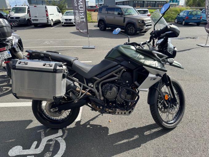 TRIUMPH TIGER 800 XCX 4