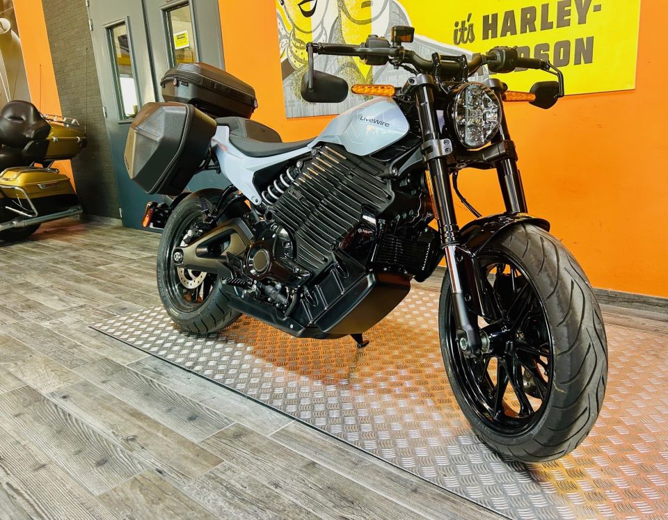 LIVEWIRE S2 ALPINISTA 4