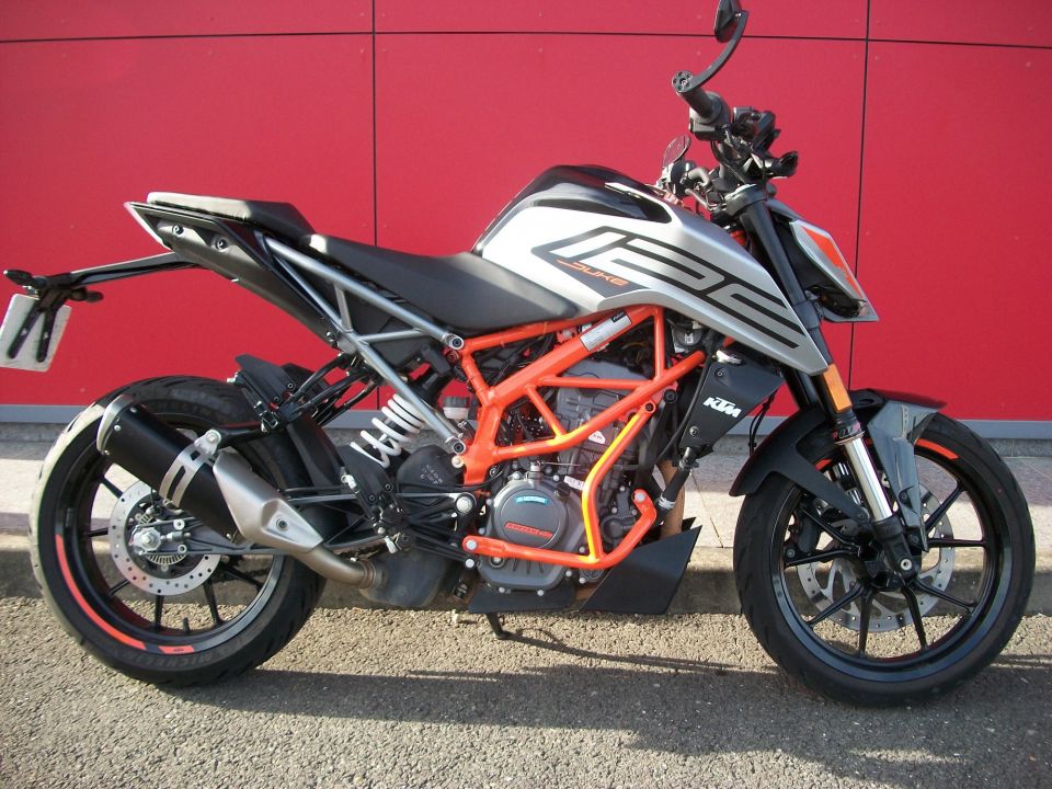 KTM 125 DUKE 4