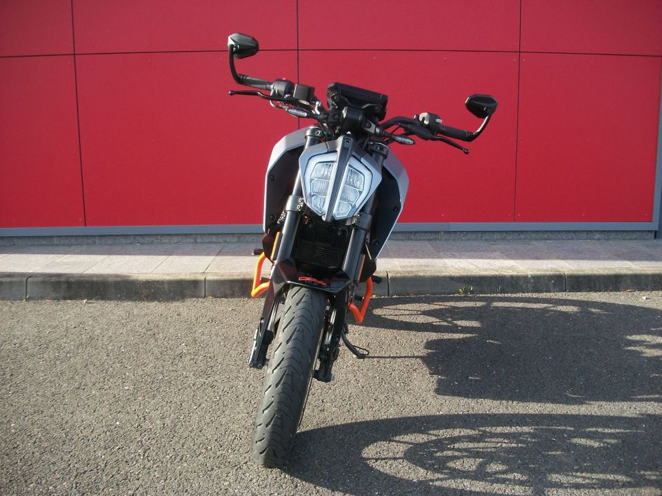 KTM 125 DUKE 4