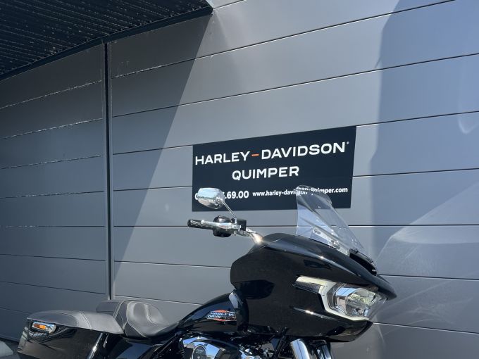 HARLEY-DAVIDSON TOURING ROAD GLIDE 1923 4