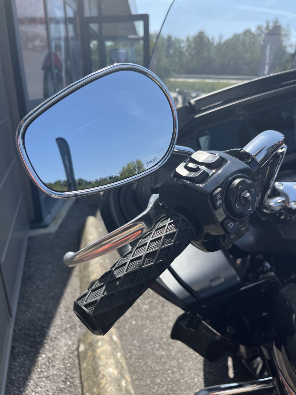 HARLEY-DAVIDSON TOURING ROAD GLIDE 1923 4