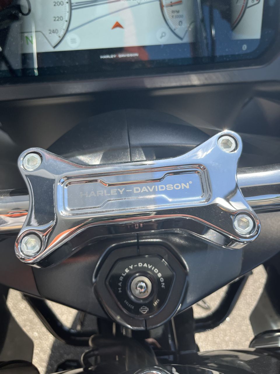 HARLEY-DAVIDSON TOURING ROAD GLIDE 1923 4