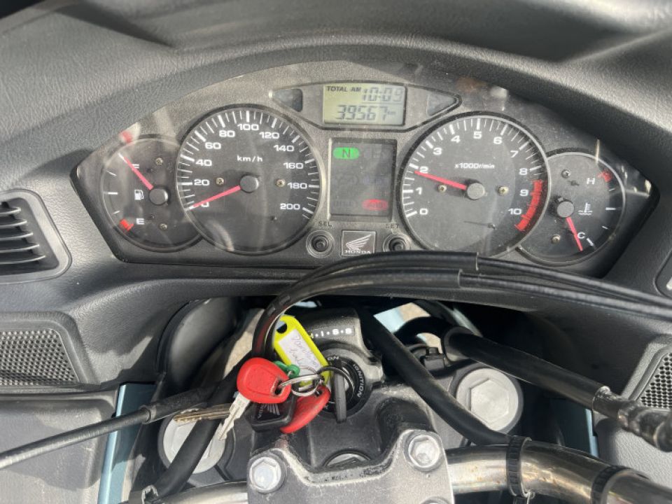 HONDA DEAUVILLE 700 4