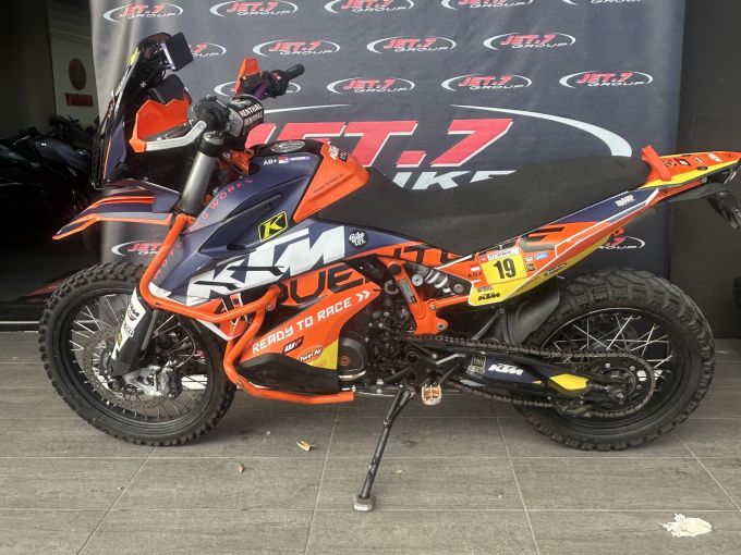 KTM 890 ADVENTURE R 4