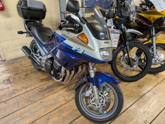 YAMAHA FJ 1200 FREEWAY 4