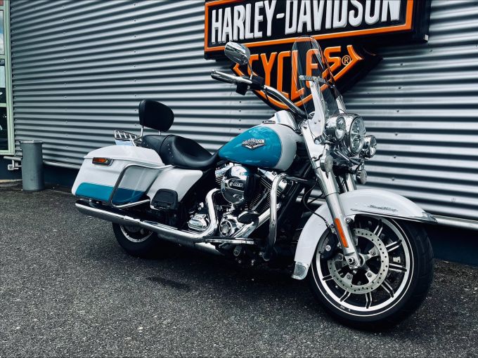 HARLEY-DAVIDSON TOURING ROAD KING 1690 4