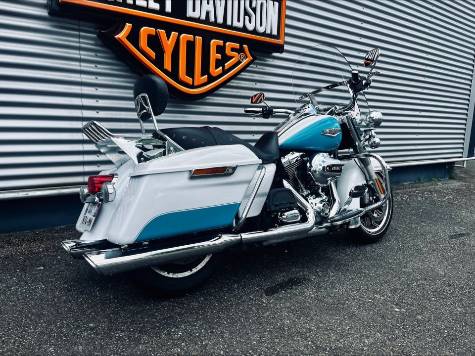 HARLEY-DAVIDSON TOURING ROAD KING 1690 4