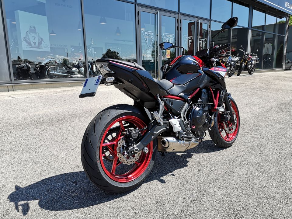 KAWASAKI Z 650 (47.5CV) 4