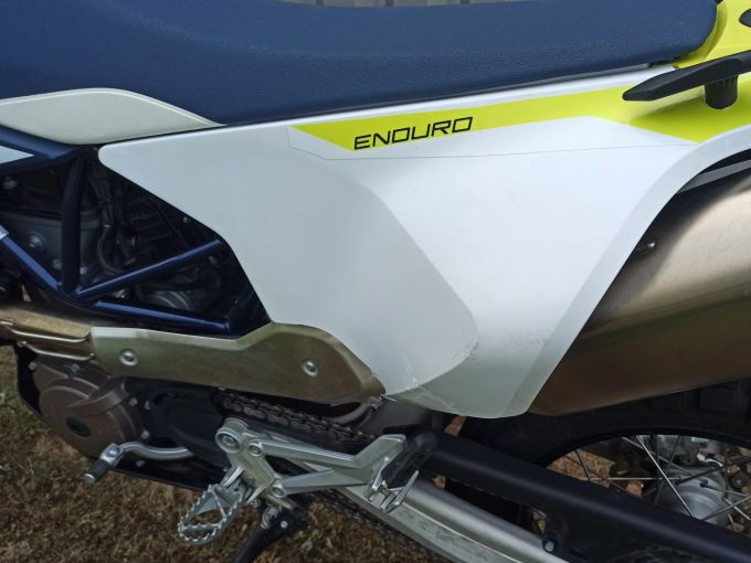HUSQVARNA 701 ENDURO 4