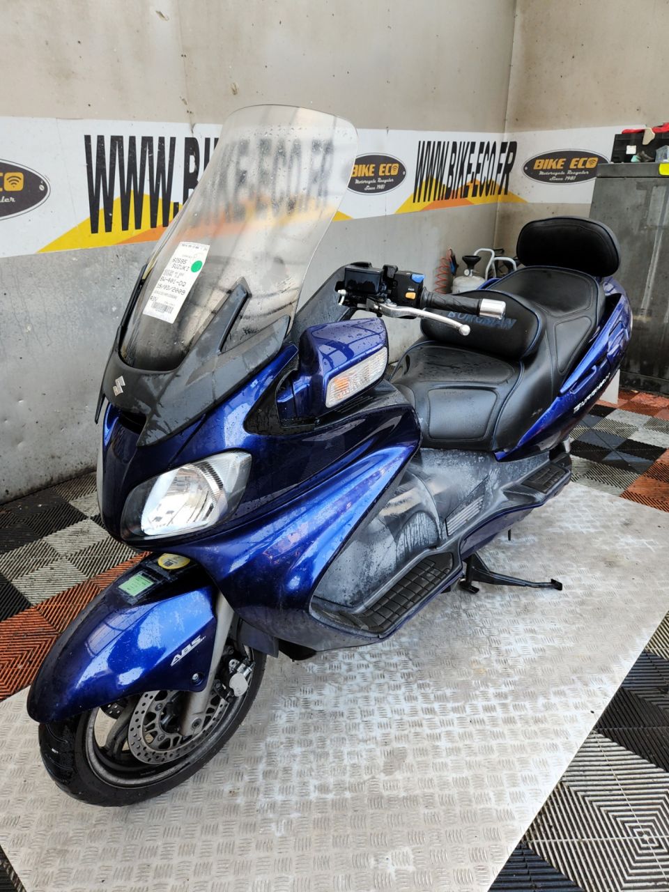 SUZUKI BURGMAN 650 4