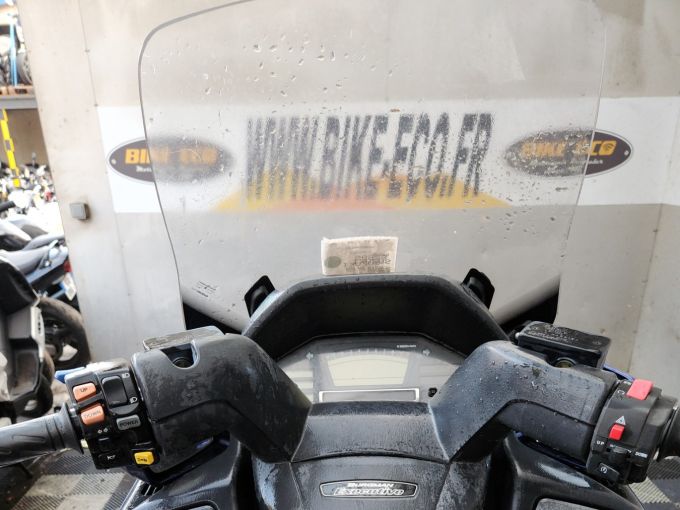 SUZUKI BURGMAN 650 4