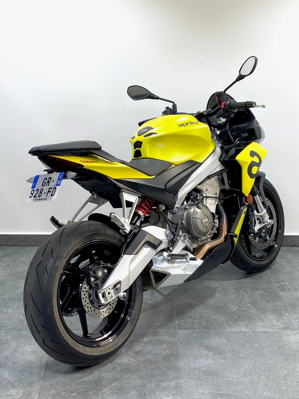 APRILIA TUONO 660 4