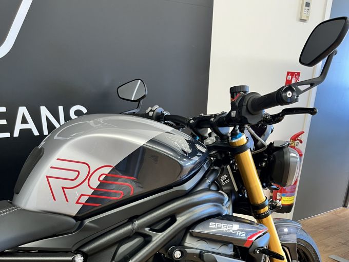TRIUMPH SPEED TRIPLE 1200 RS 4