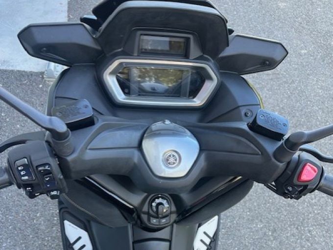 YAMAHA XMAX 125 TECH MAX 4