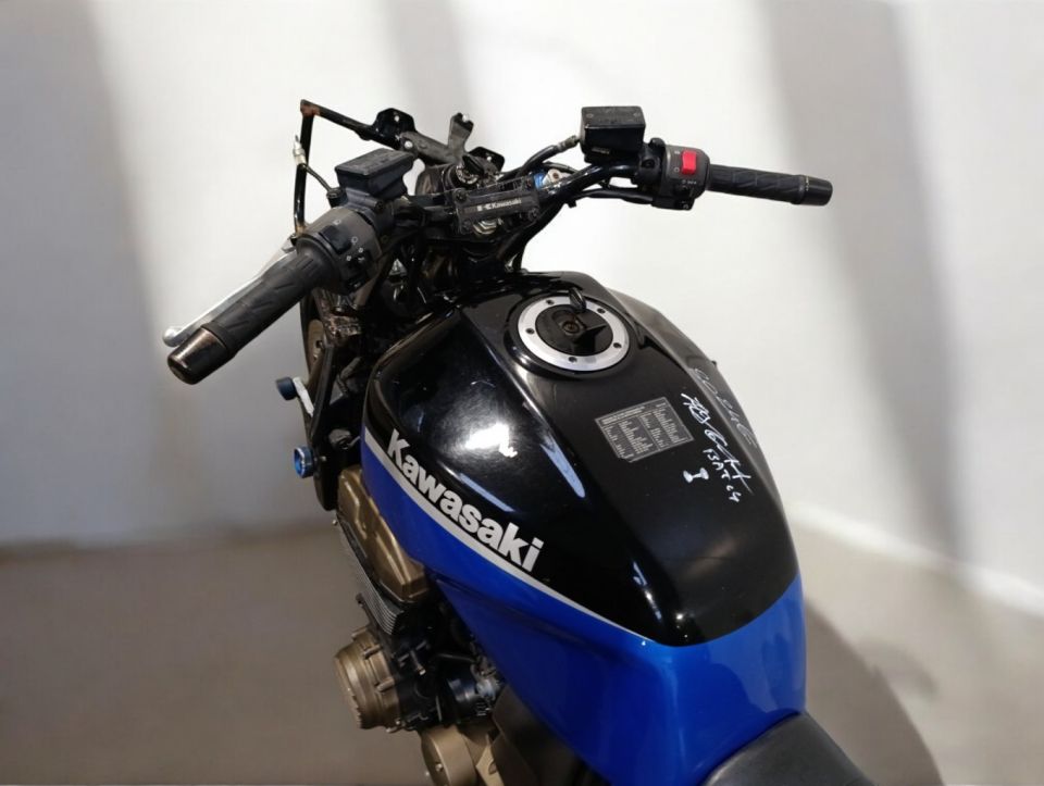 KAWASAKI ZRX 4