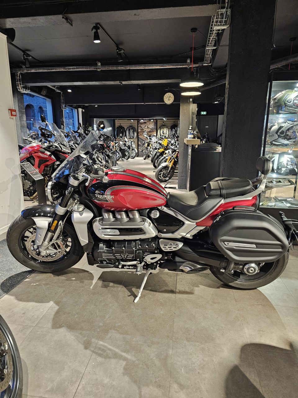 TRIUMPH ROCKET 3 R 4