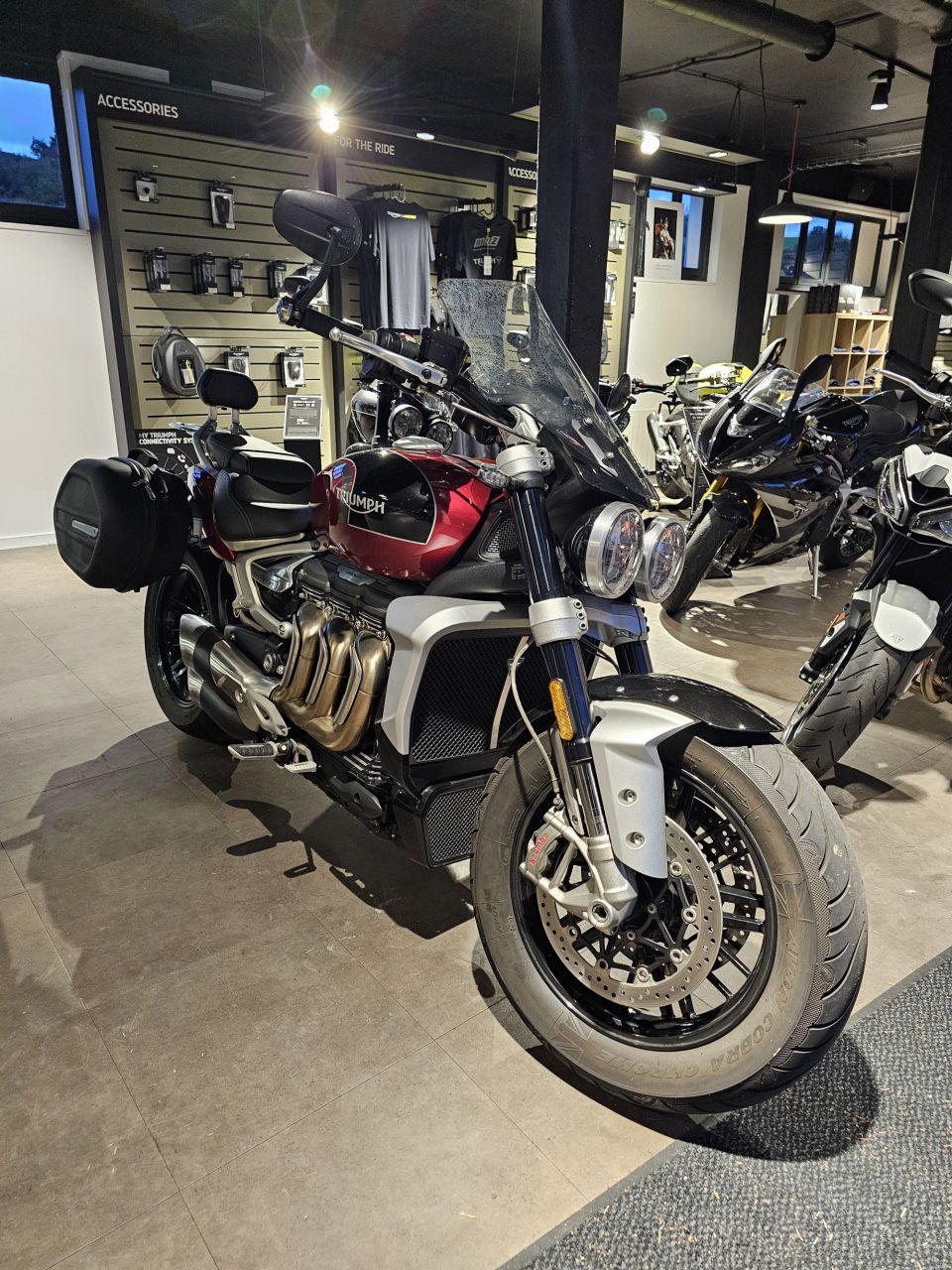 TRIUMPH ROCKET 3 R 4