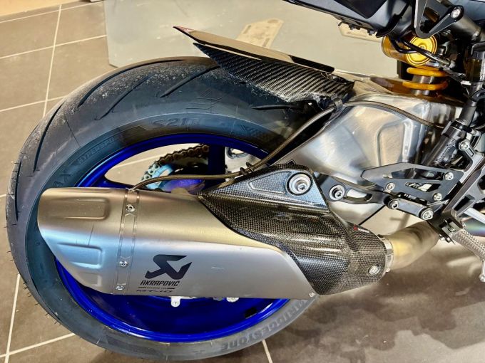 YAMAHA MT-10 SP 4