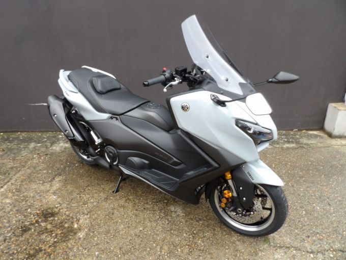 YAMAHA XP T-MAX 560 TECH MAX 4