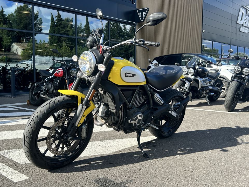 DUCATI SCRAMBLER 800 FLAT TRACK PRO 4